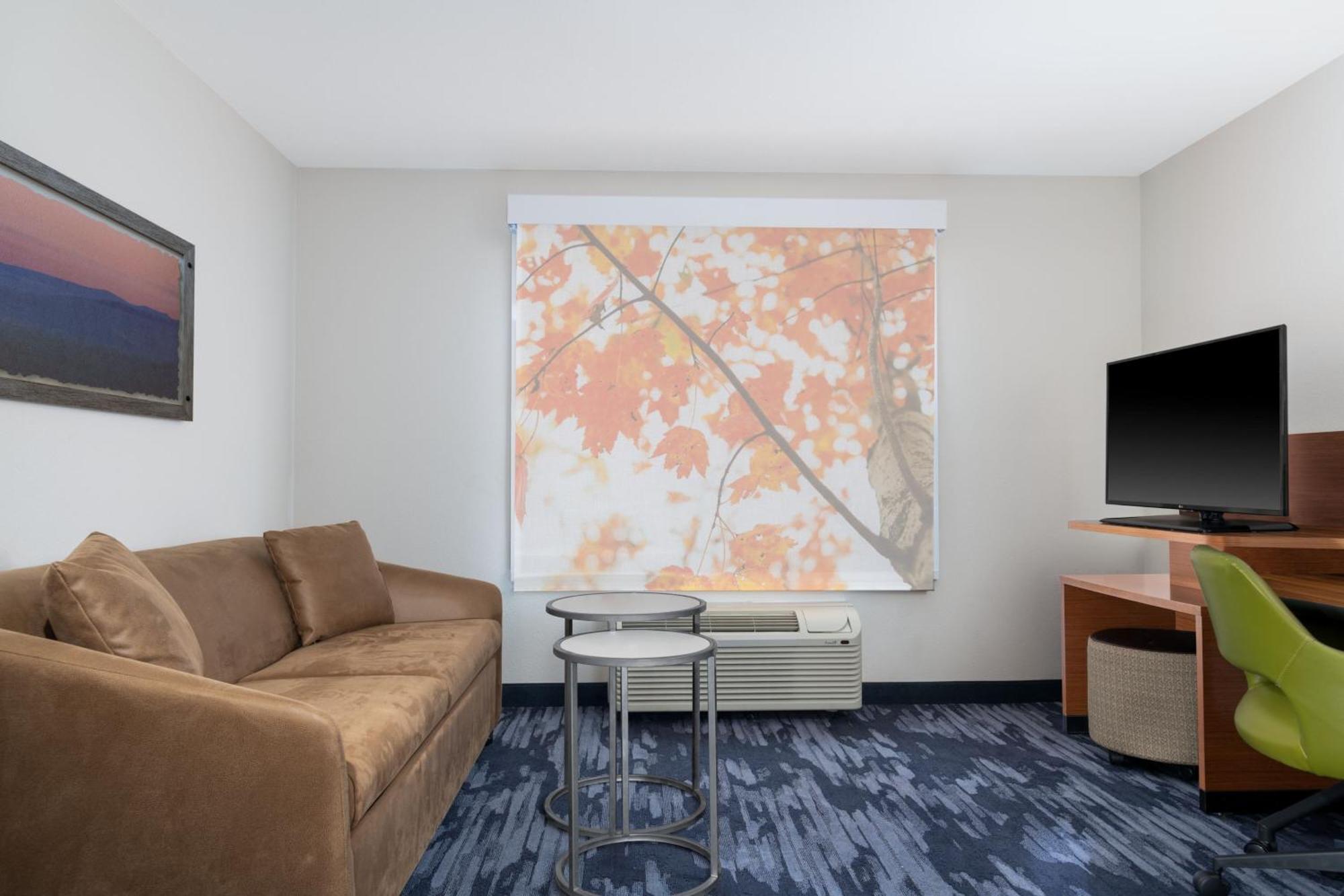 Fairfield Inn & Suites By Marriott מרטינסבורג מראה חיצוני תמונה