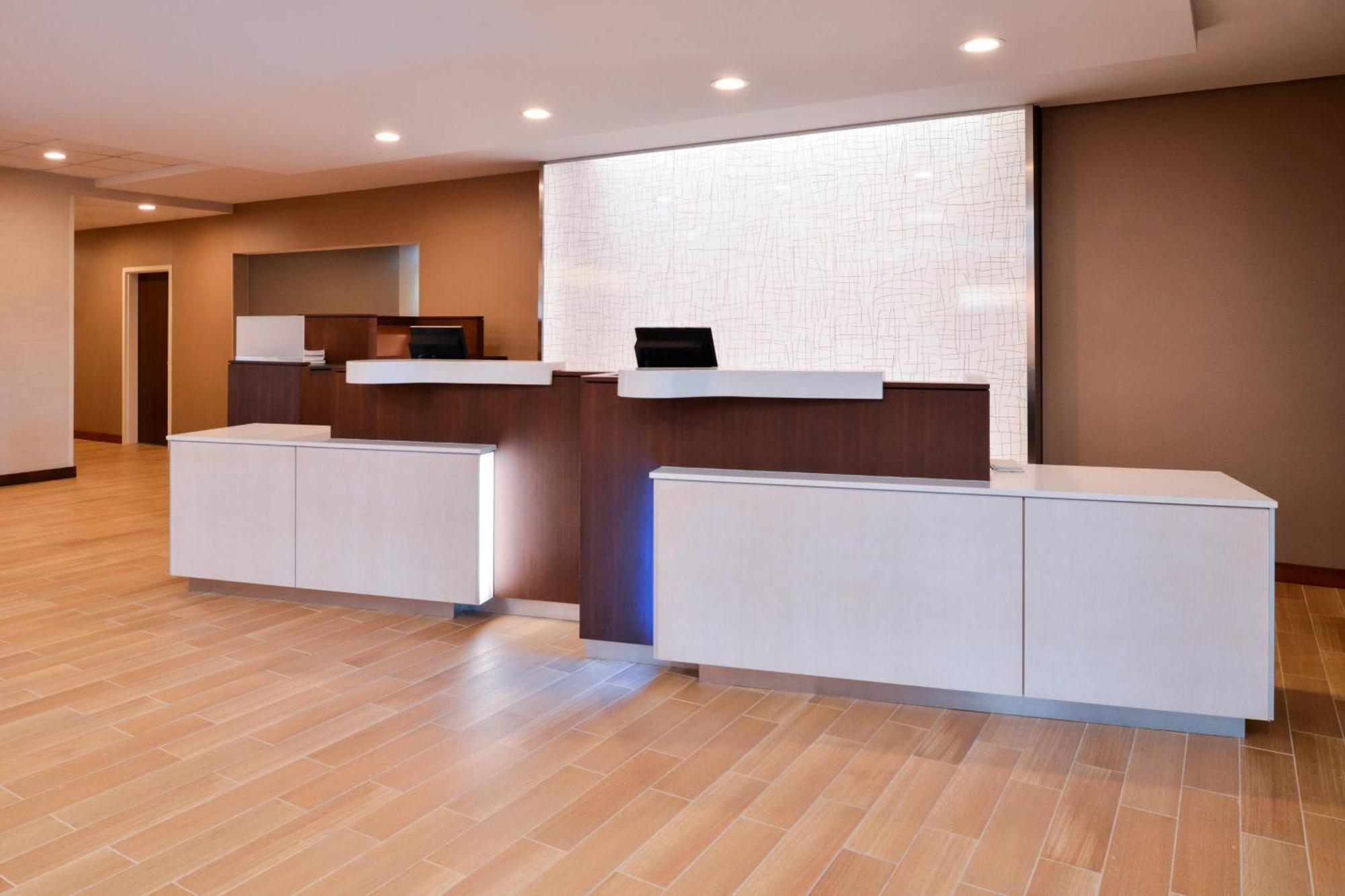 Fairfield Inn & Suites By Marriott מרטינסבורג מראה חיצוני תמונה