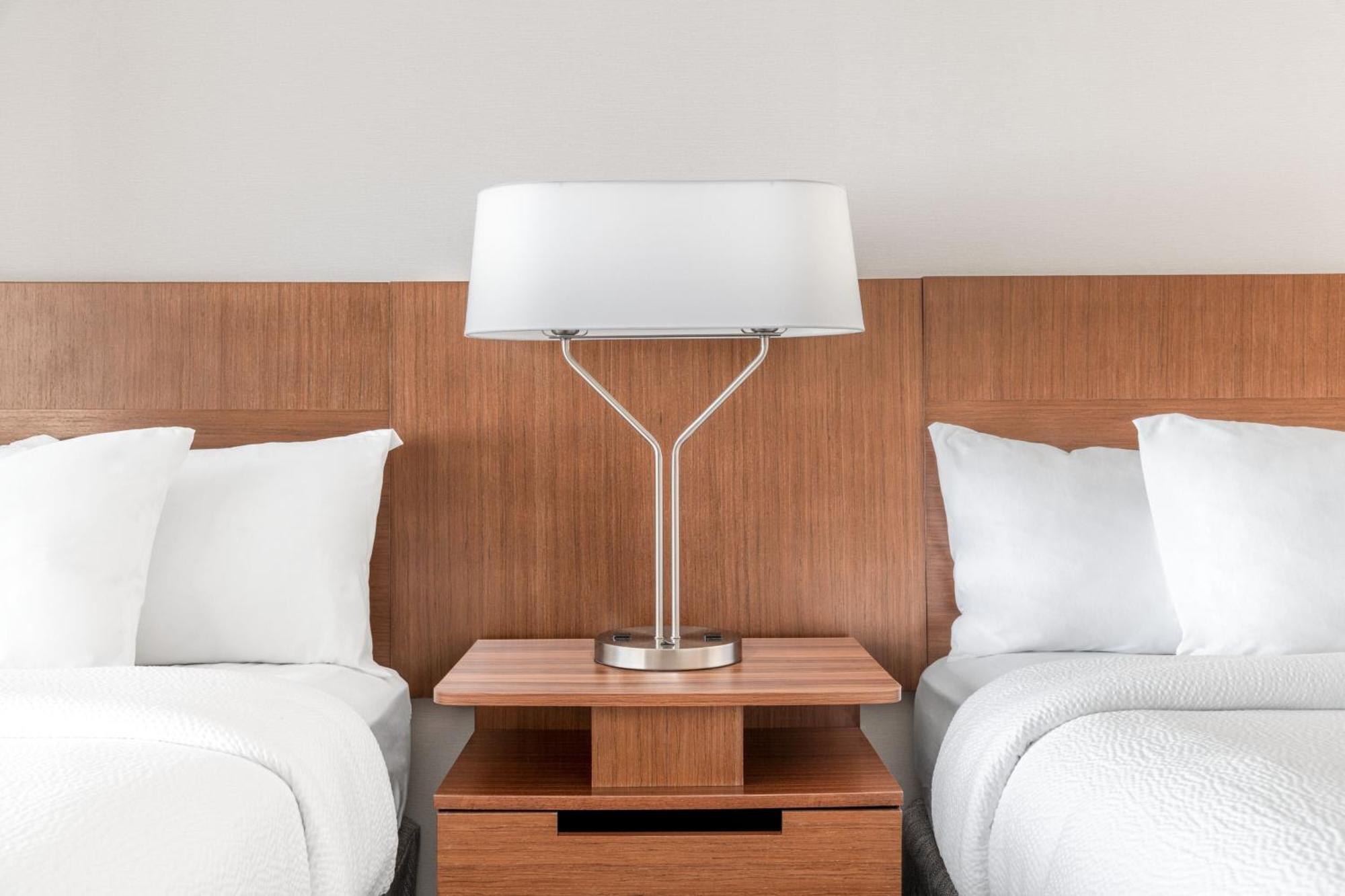 Fairfield Inn & Suites By Marriott מרטינסבורג מראה חיצוני תמונה